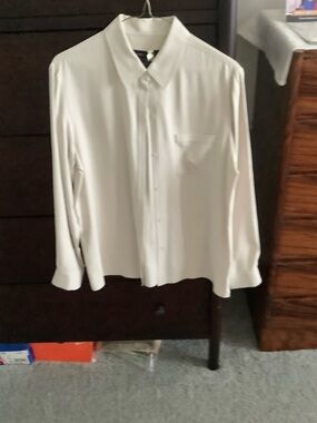 Moda International Men's Cream Long-Sleeve Dress Shirt